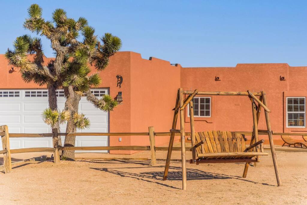 הוילה Pioneertown Near Pappy & Harriet'S + Rimrock Ranch W/ Hot Tub מראה חיצוני תמונה