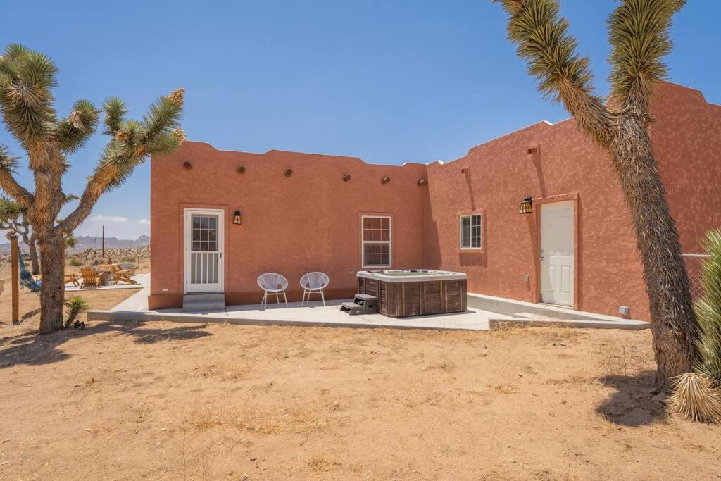 הוילה Pioneertown Near Pappy & Harriet'S + Rimrock Ranch W/ Hot Tub מראה חיצוני תמונה